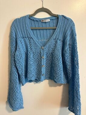 Zara Light Blue Openwork V-Neck Cropped Cardigan with Rhinestone Buttons